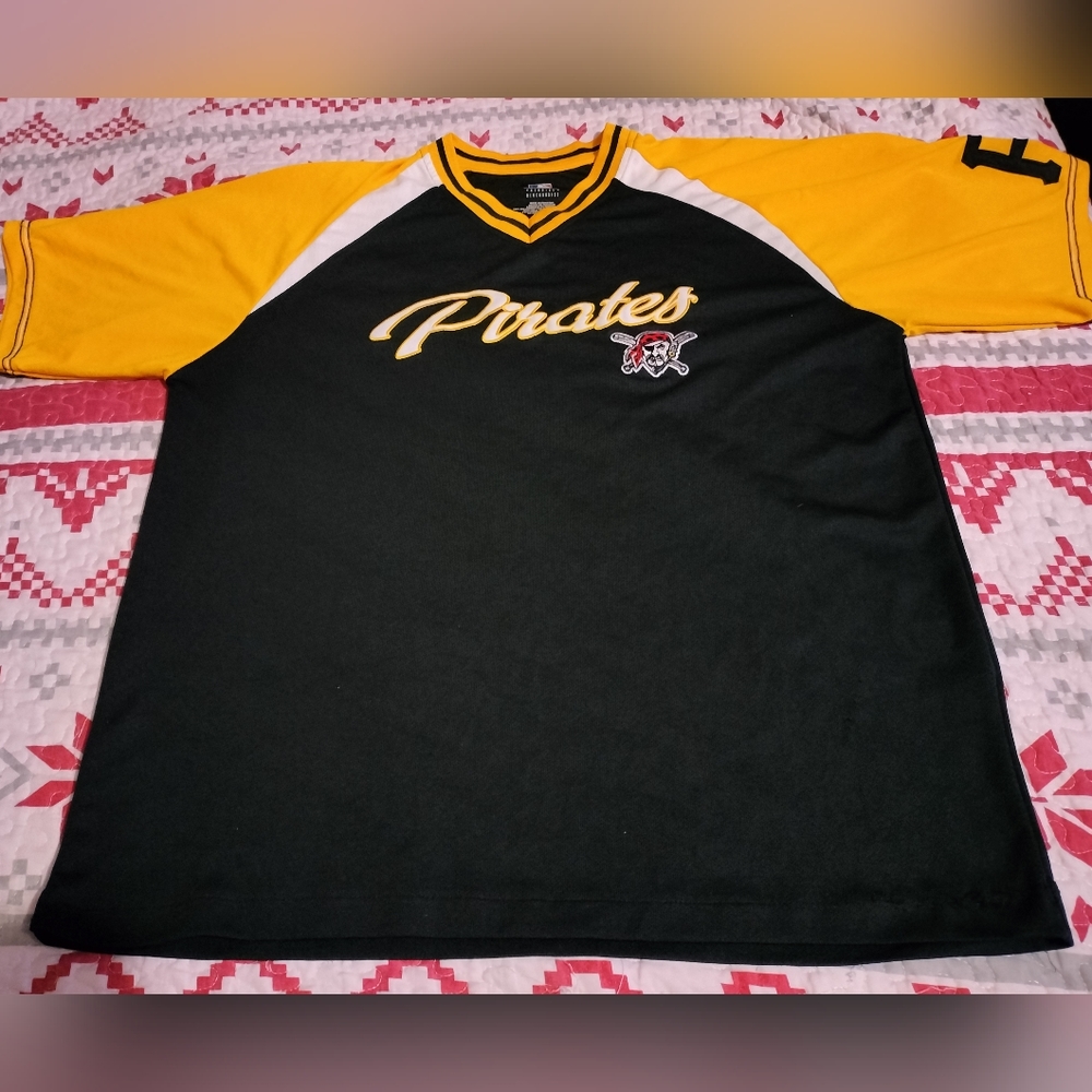 Pittsburgh Pirate Dry Fit Short Sleeve T-shirt